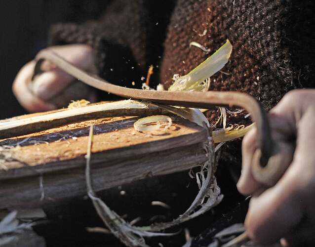 Working hazel on the shavehorse